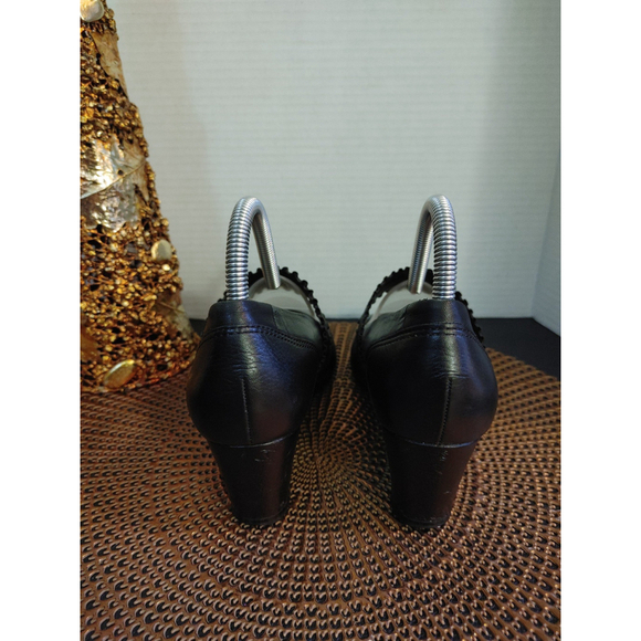 Nurture Hells Mary Jane Wedge Size 7M - Picture 4 of 5